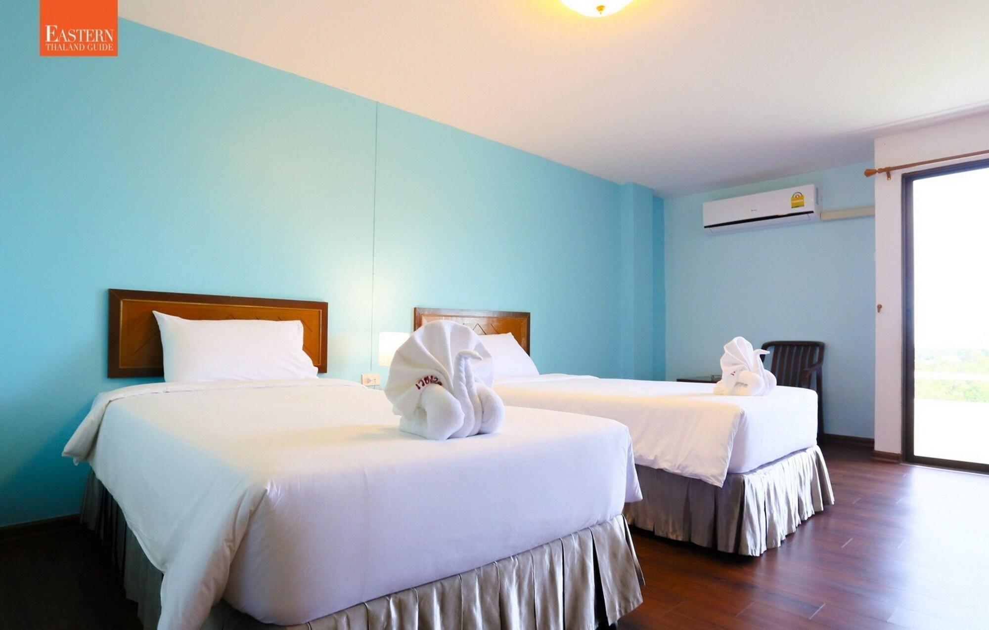 Wiangwalee Hotel Rayong Exterior photo