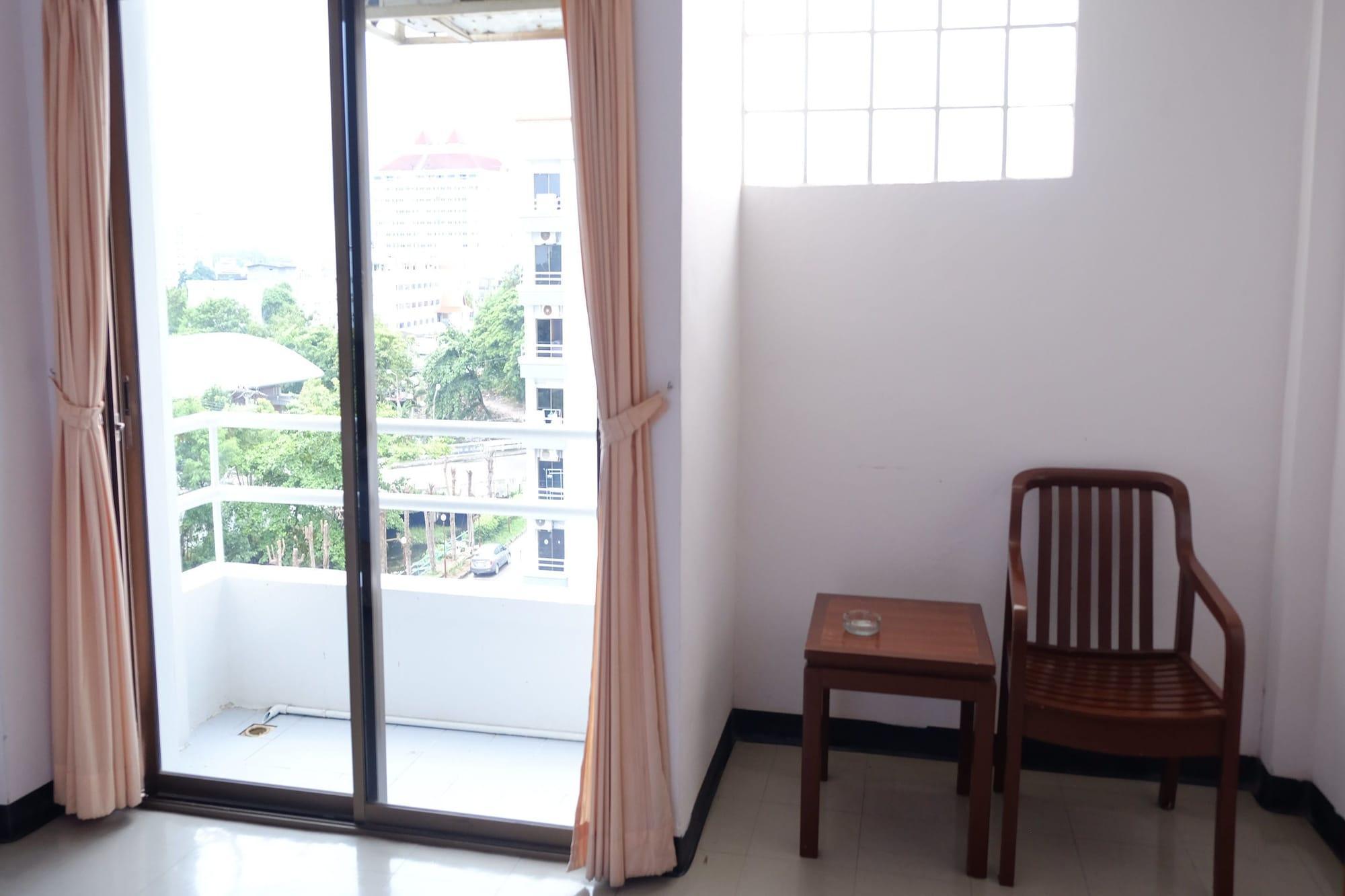 Wiangwalee Hotel Rayong Exterior photo