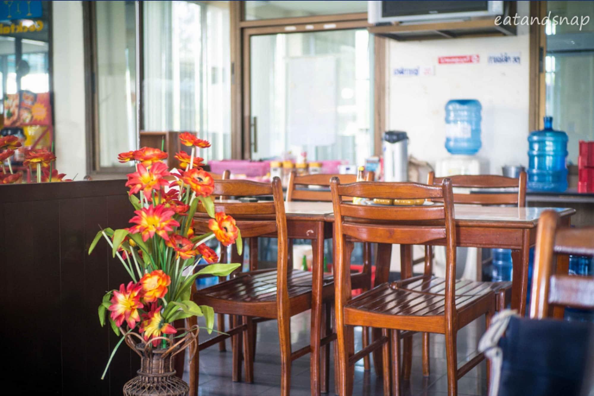 Wiangwalee Hotel Rayong Exterior photo