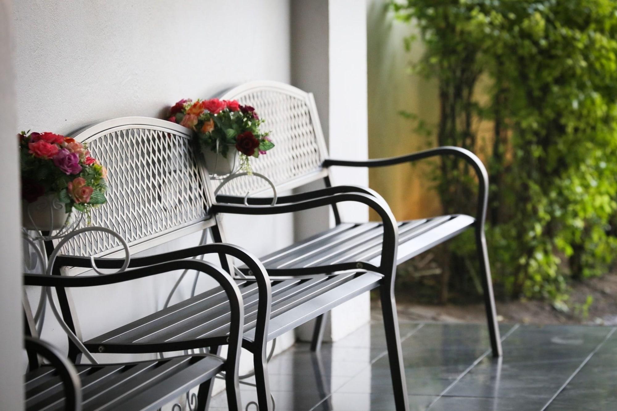 Wiangwalee Hotel Rayong Exterior photo