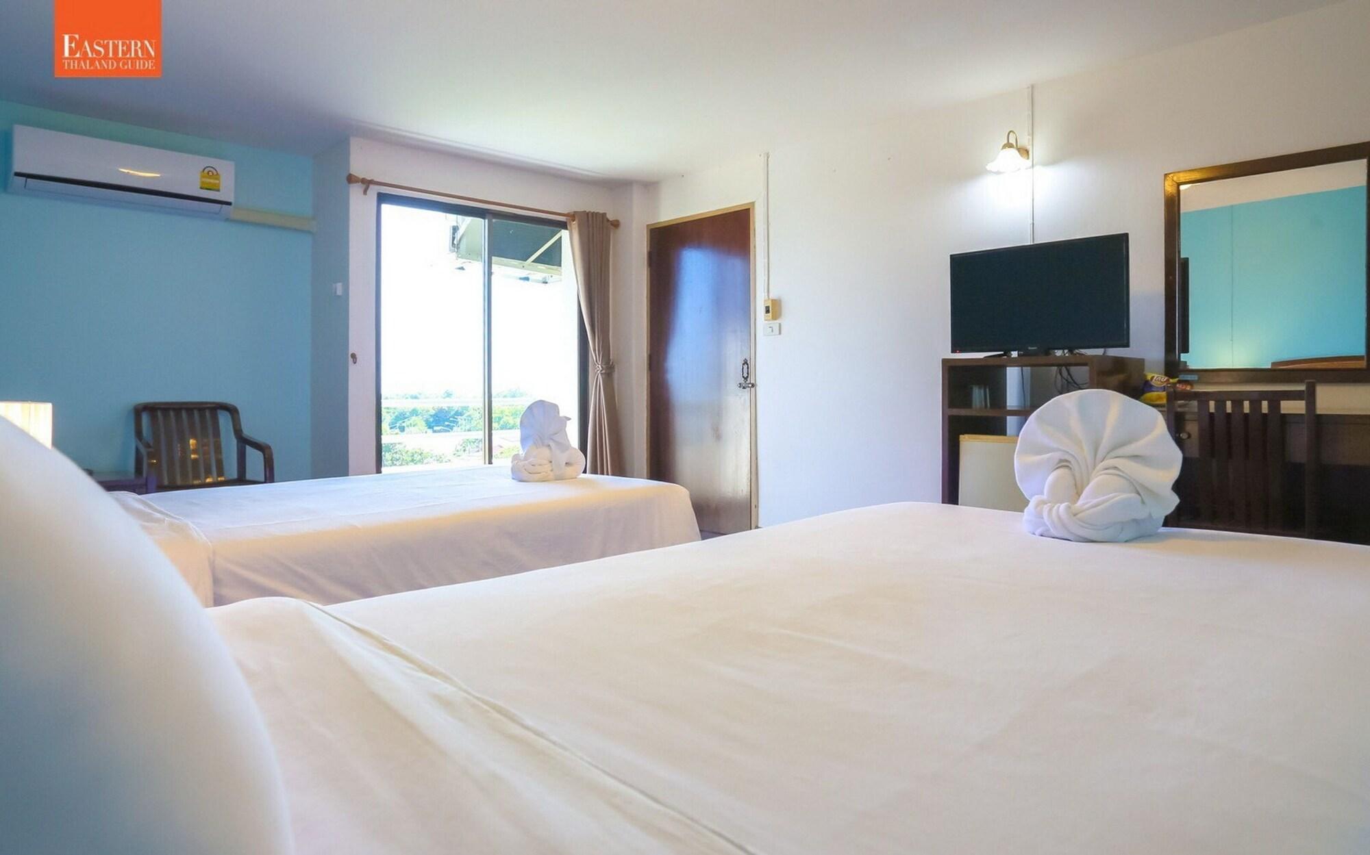 Wiangwalee Hotel Rayong Exterior photo