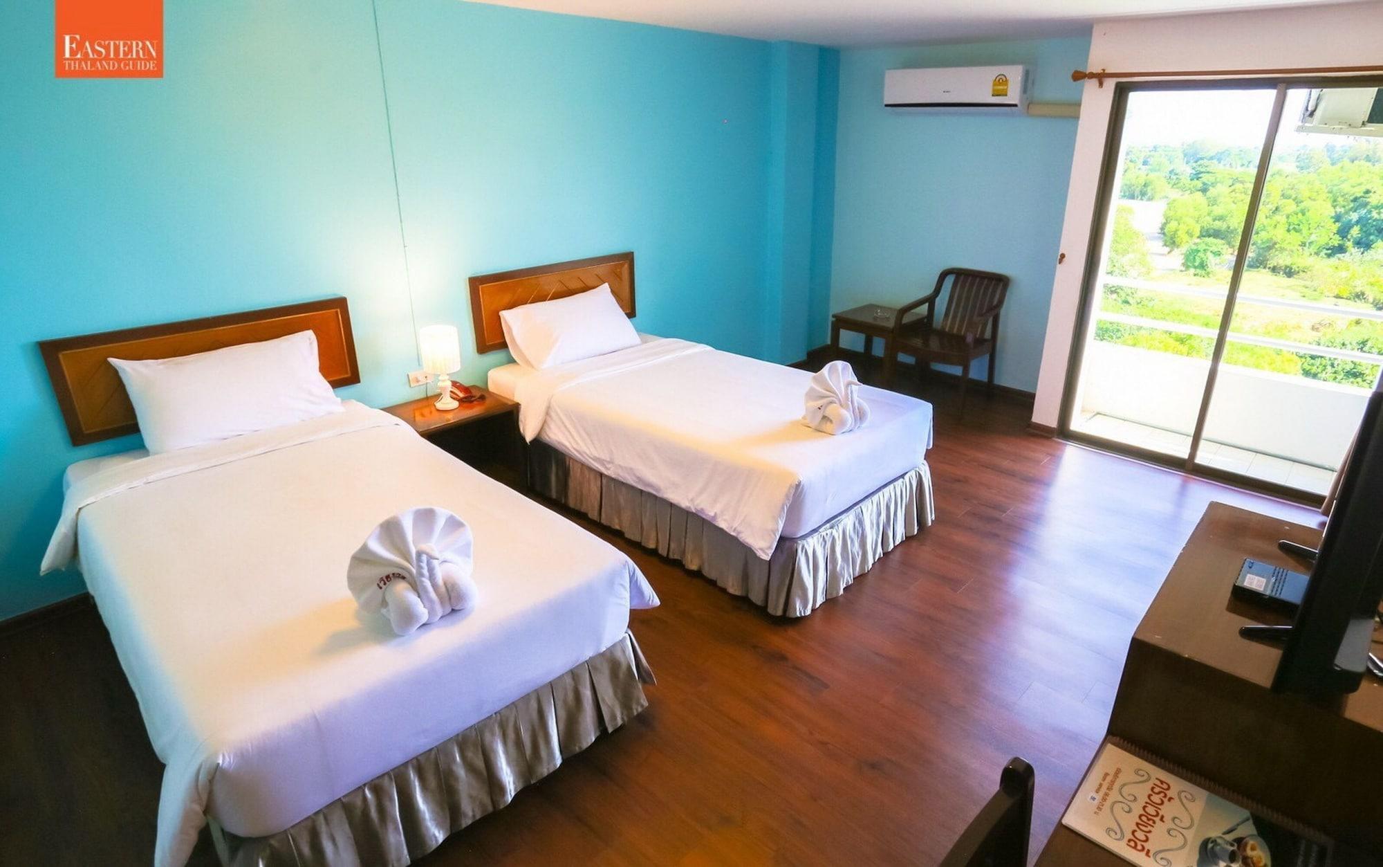 Wiangwalee Hotel Rayong Exterior photo